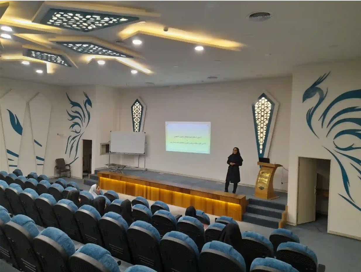 Holding a familiarization meeting with the structure of the student research and technology committee